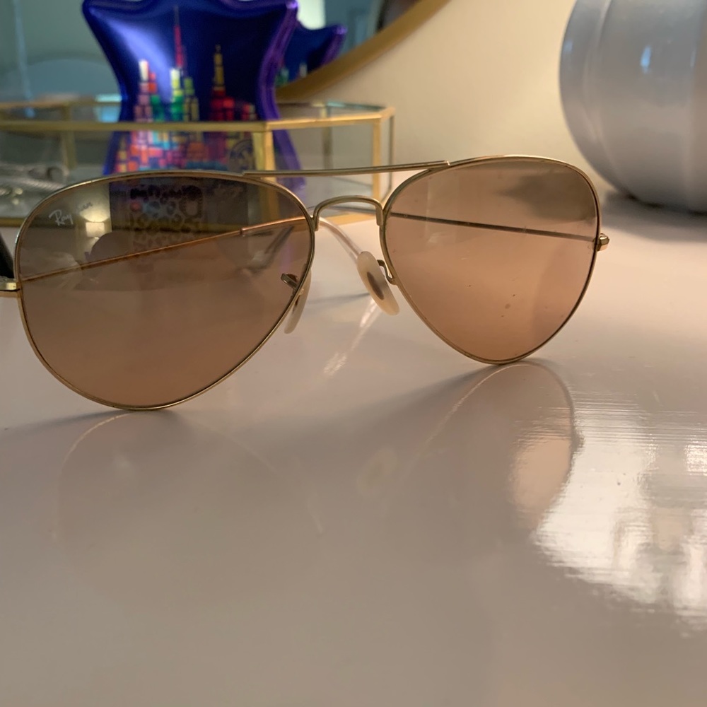 Light brown ray ban aviators